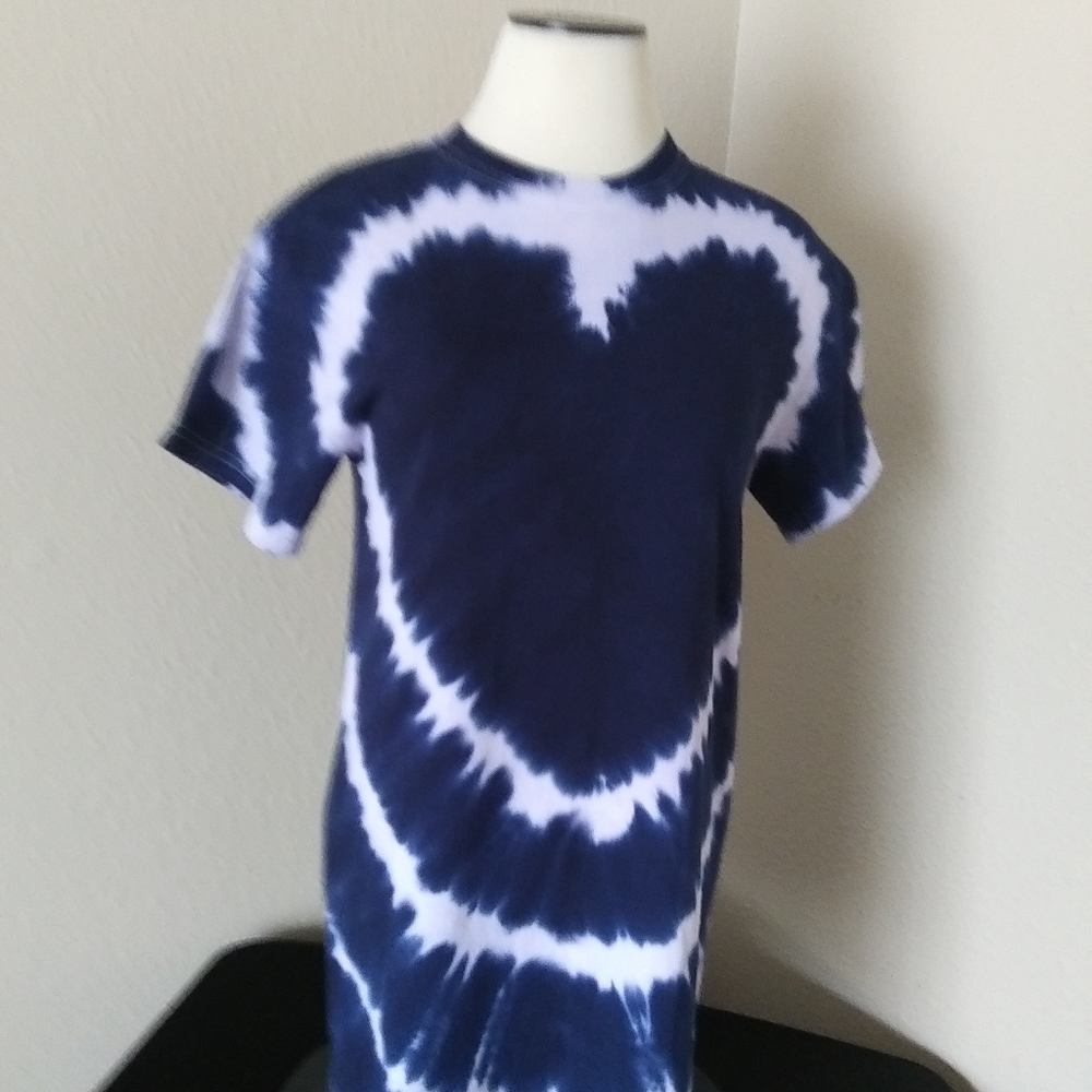 Size custom order dark blue tie dye shirt